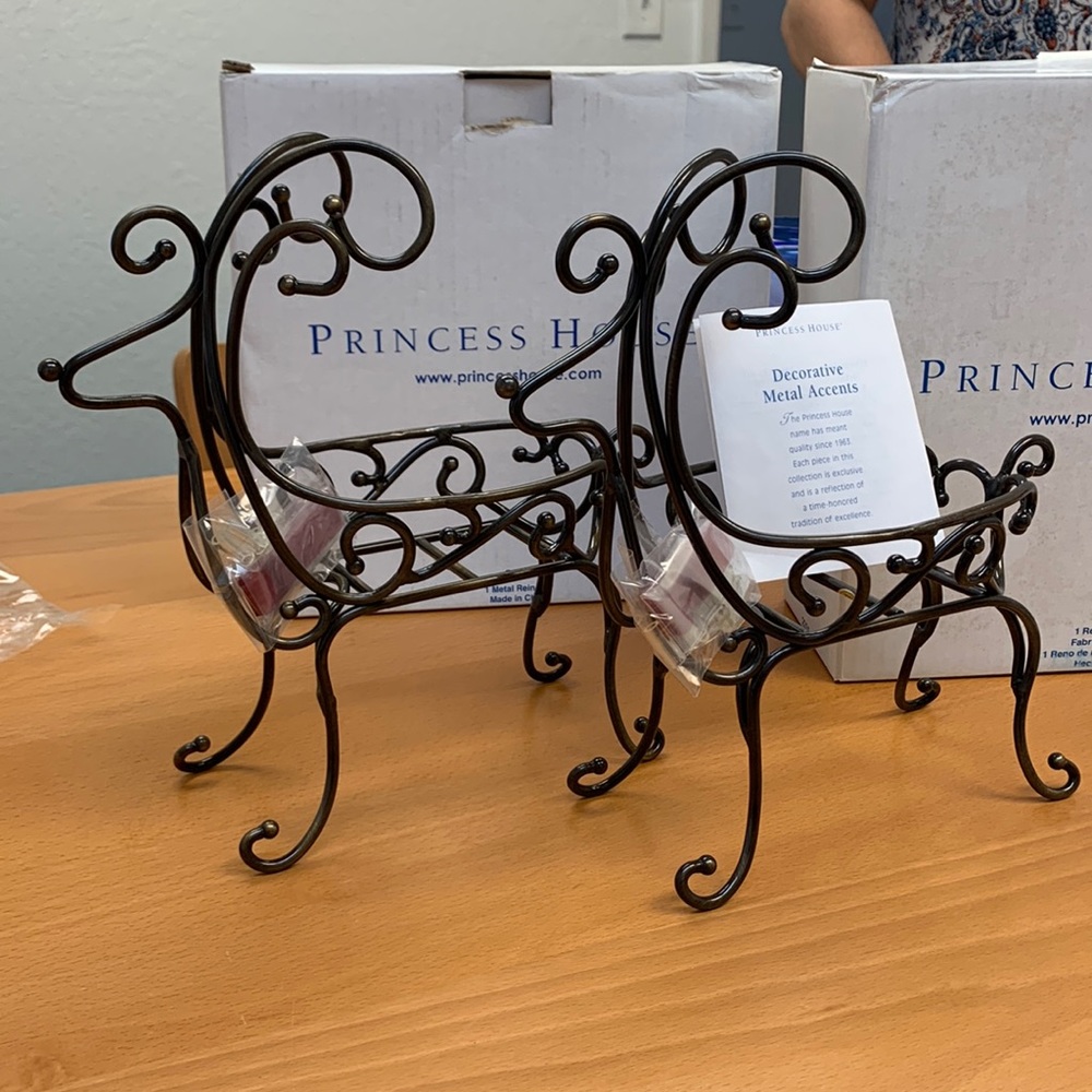 Princess House 2 Metal Reindeer Decorative Metal Accents
